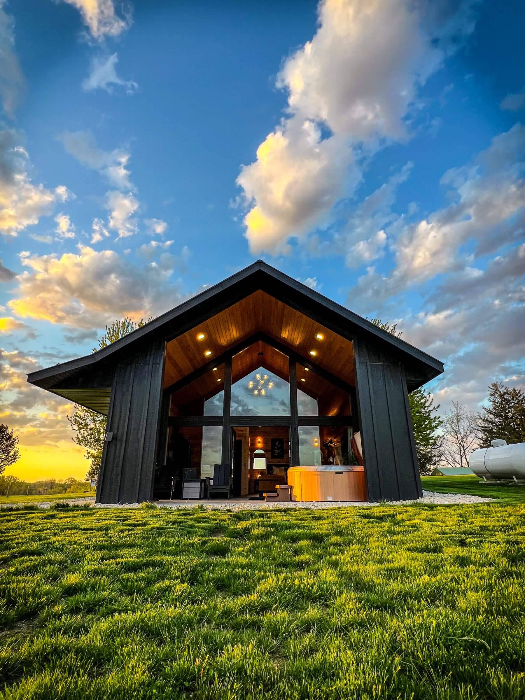 Emerald Cabin Romantic Cabin